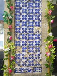 Wall tiles in Valenca on the border with Spain