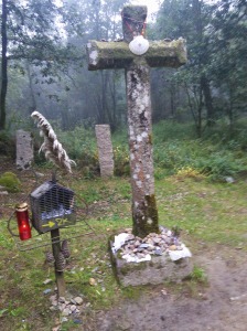This cross was placed here in memory of a pilgrim who died upon his return from Santiago in the 13th century.